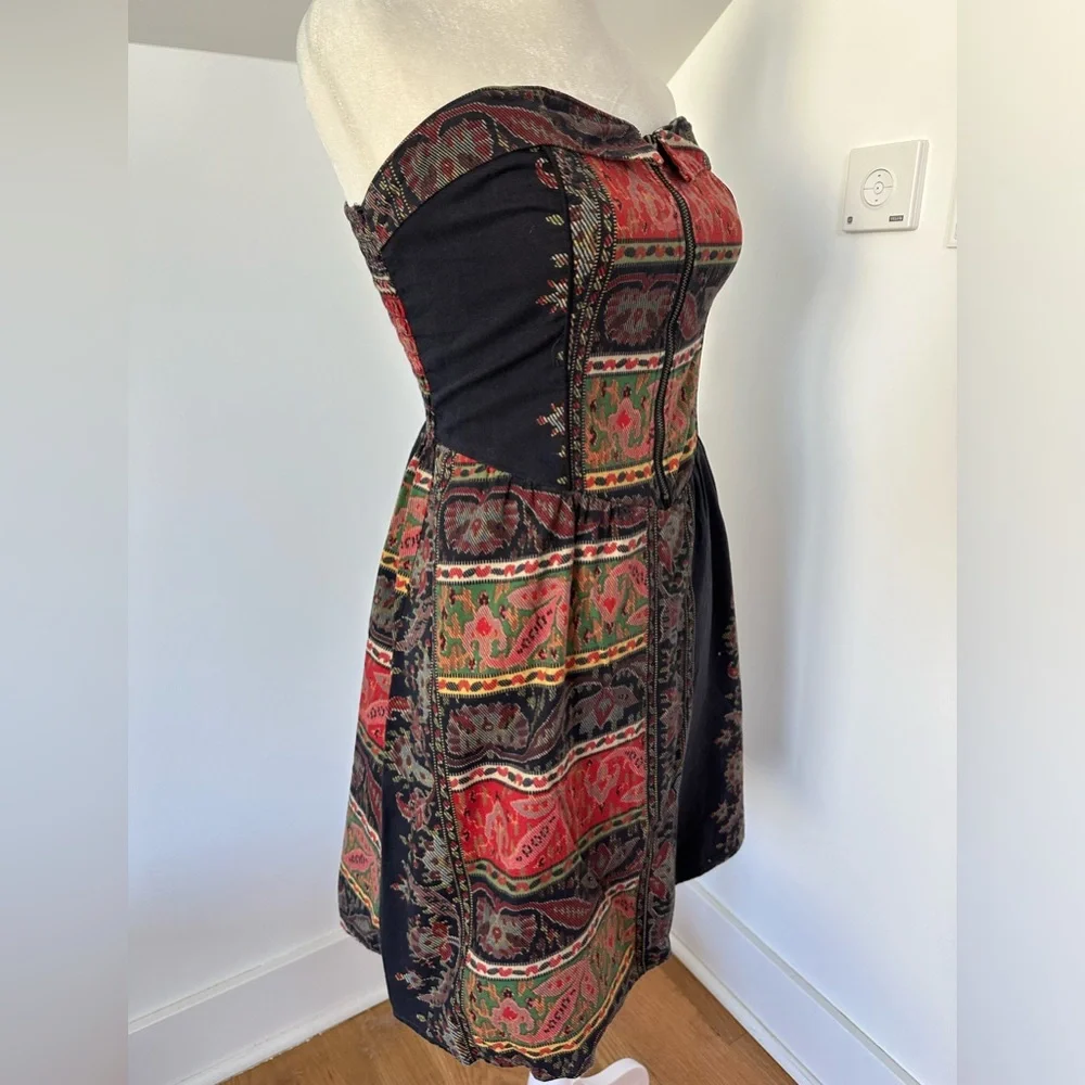 Urban renewal strapless dress with full front zipper size M - Picture 2 of 5